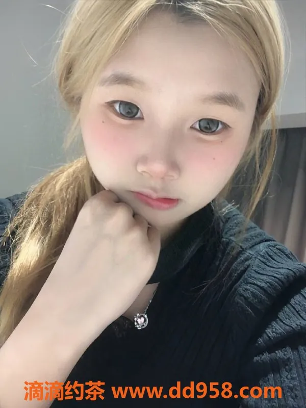 深圳楼凤-深圳宝安小U，800元体验嫩妹服务