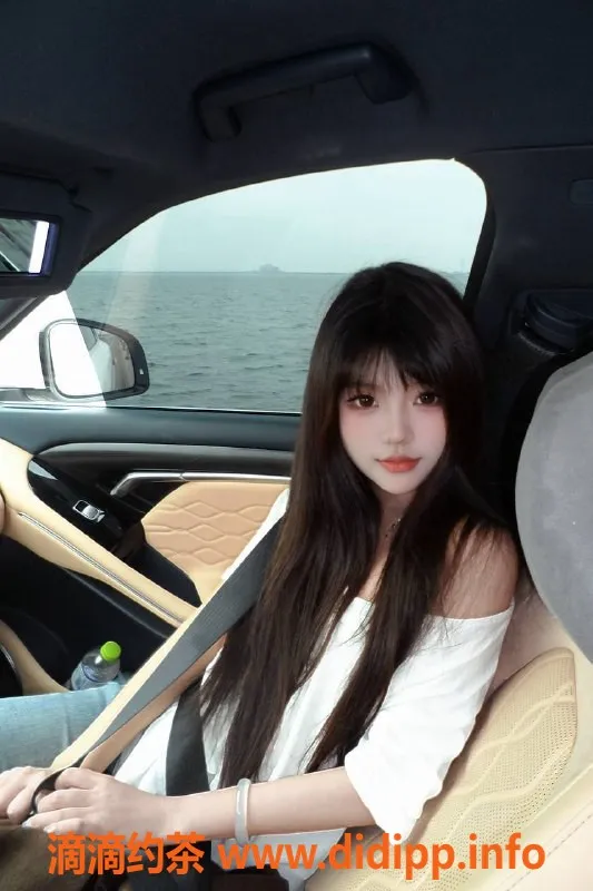 北京楼凤-成寿寺奶芙，18岁，168cm，90斤，茶费8元