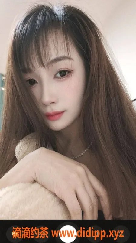 深圳楼凤-龙华小小，诱人500p，优质服务等你体验