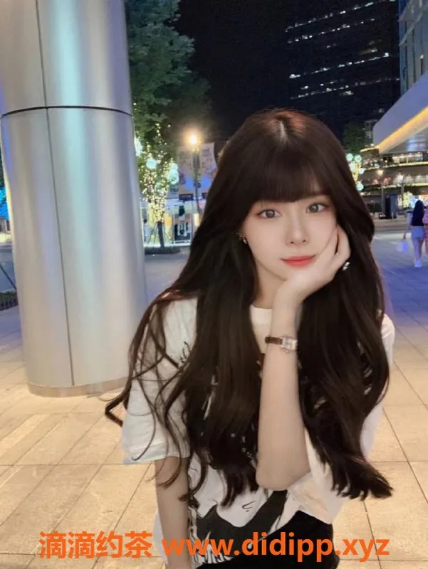 北京楼凤-三里屯美琪，21岁165cm，优质服务尽享千元体验