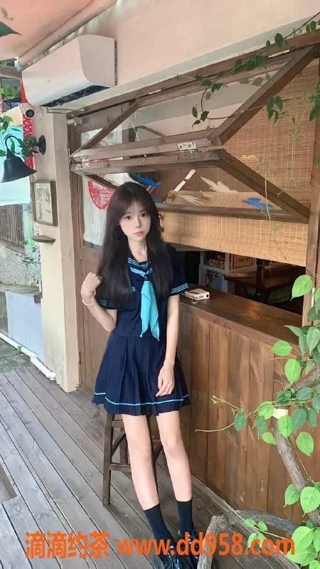 无锡楼凤-锡山区小燕，身高166，体重49.5斤，提供多项服务