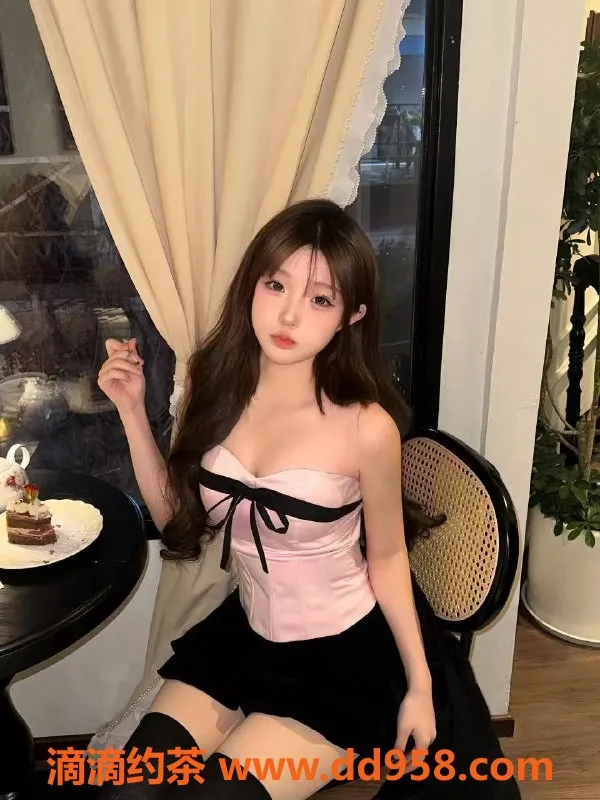 南通楼凤-南通崇川区萌妹，168高，95胸，价格P800