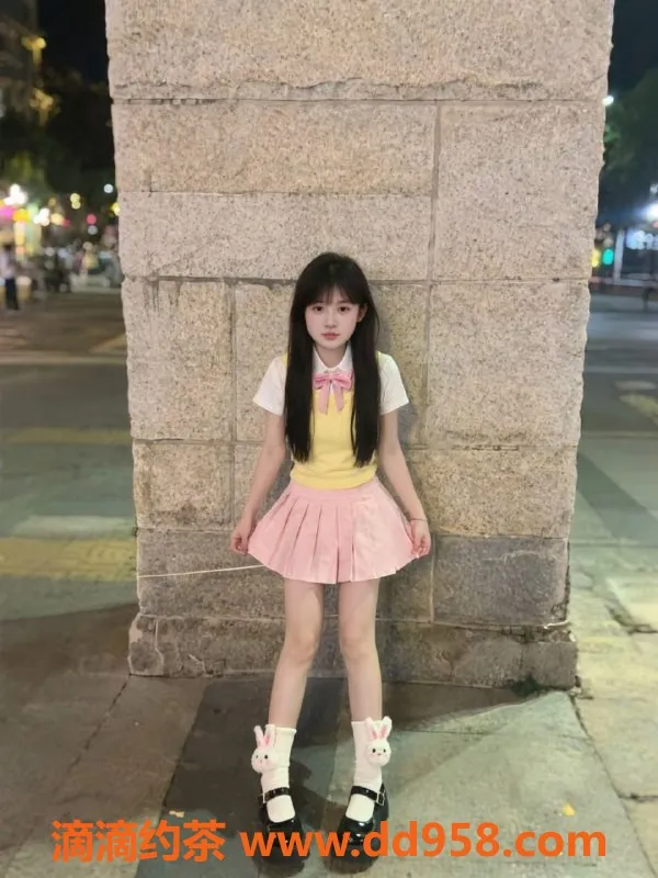 成都楼凤-锦江区嫩妹小提莫，服务价8元，颜值高