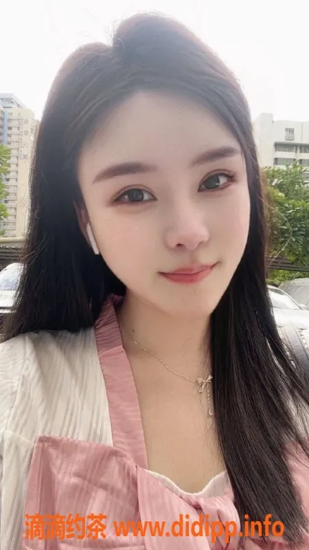 北京楼凤-重庆雪瑶，26岁168cm，105E莺莺待客