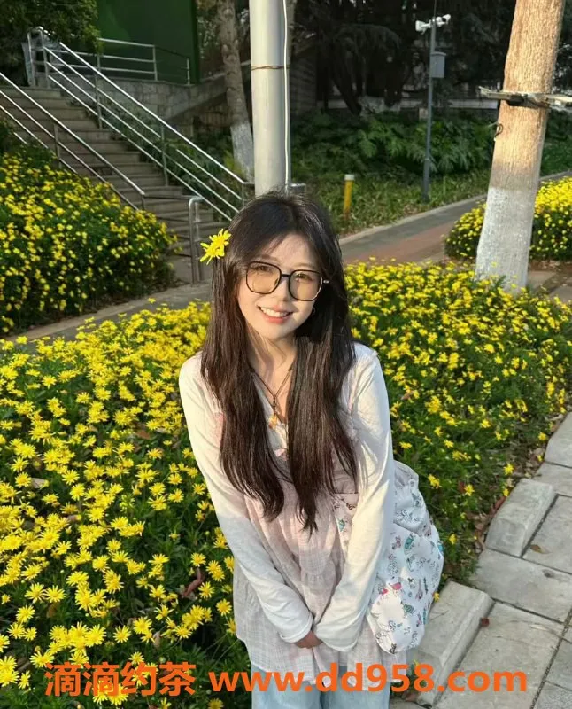 潍坊楼凤-奎文区萌萌，168高25岁，600元带工作室