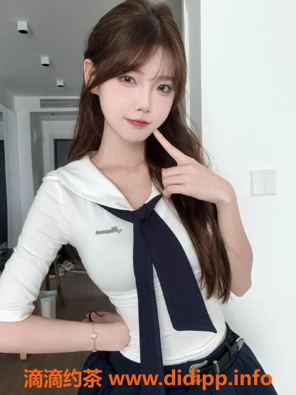 无锡上门服务-锡山长泰御园06顶级金主，身材高挑颜值一流