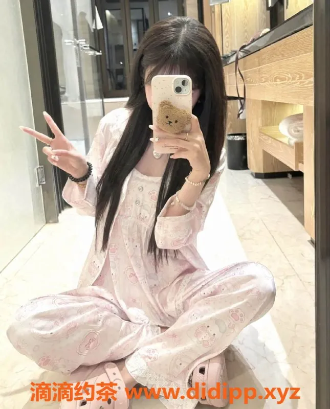 常州楼凤-武进嫩妹JK小苹果，清纯可爱只需800元！