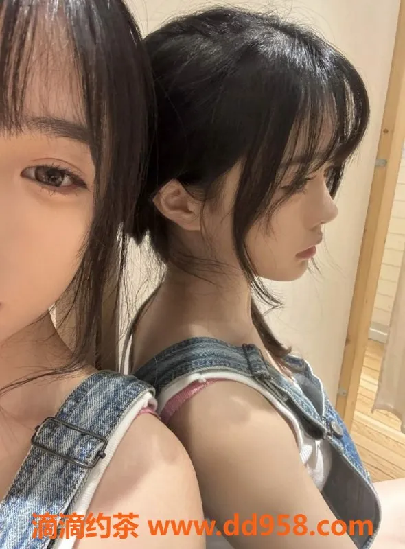 常州楼凤-武进嫩妹JK小苹果，清纯可爱只需800元！