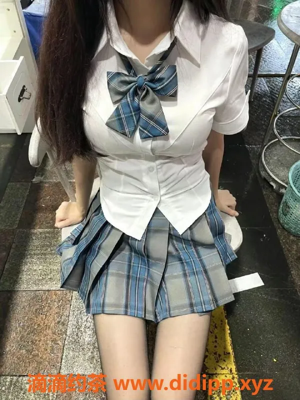 无锡楼凤资源信息,锡山中堂岭超嫩少女学妹，清纯可人！