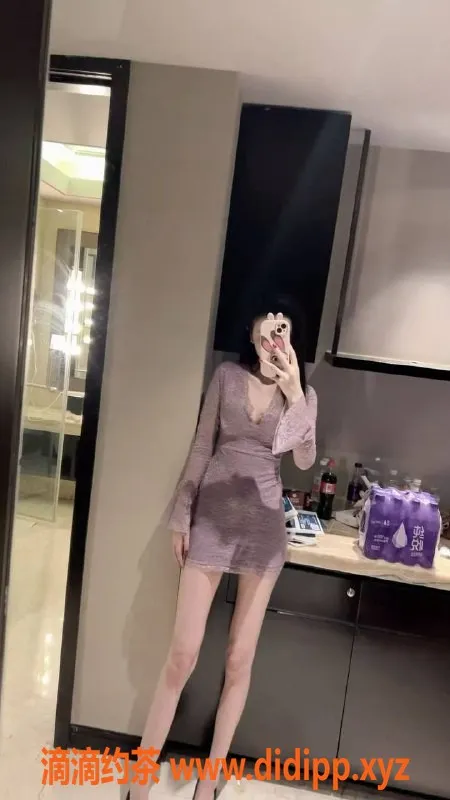 温州楼凤-温州小饼干 174cm C罩杯 美女 型号：01年