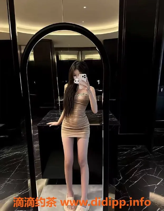 深圳楼凤-南山小小，清纯萝莉，私密服务体验