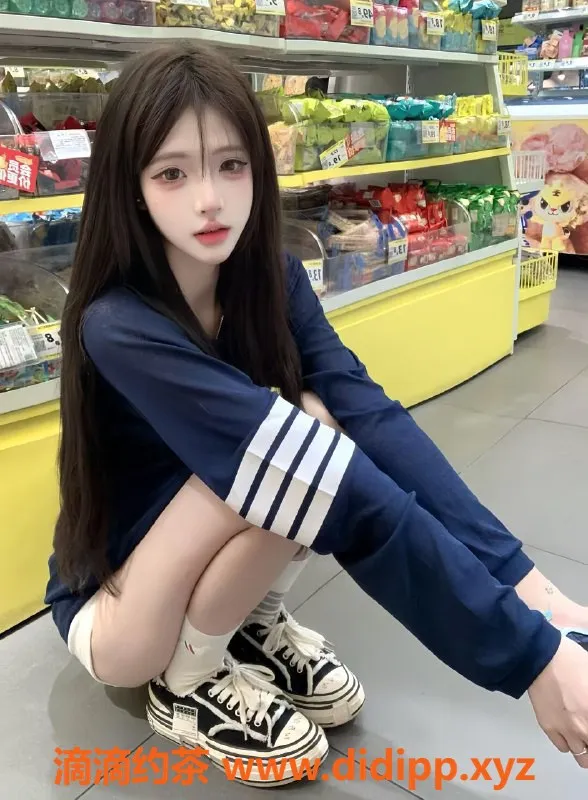 无锡楼凤-惠山天一公馆超嫩少女学妹，颜值身材一流