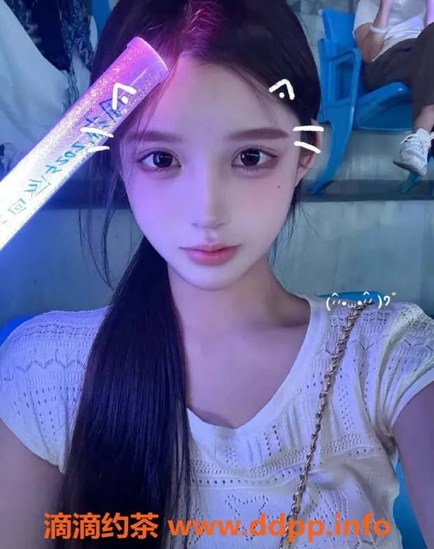 广州楼凤-天河嫩妹小妮子，超值8P服务等你来体验