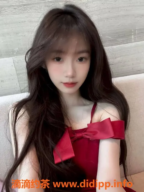 中山楼凤资源信息,石岐小兔，19岁，32B，500元/小时