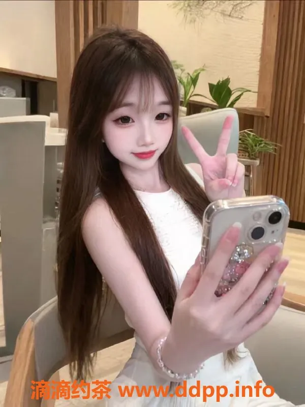 广州楼凤-天河晶晶，大胸嫩妹，7P服务等你来体验！