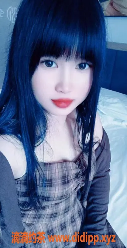 中山楼凤-江门江海新鲜四位小姐，快餐300元，洗吹做400元