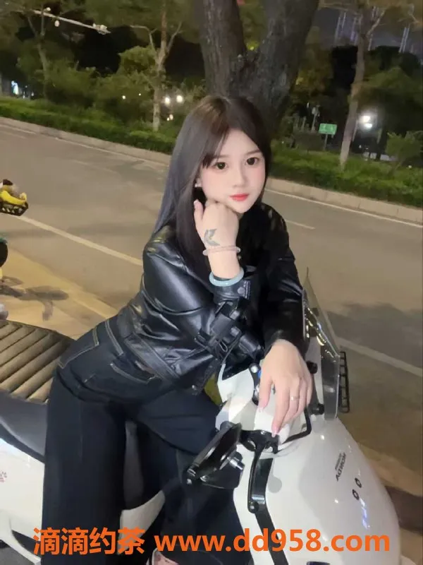 广州楼凤资源信息,佛山小梦，嫩妹大胸鸳鸯浴体验