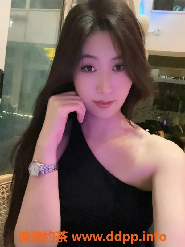 深圳楼凤-福田嫩姐酒儿，1000元起，激情服务等你体验！