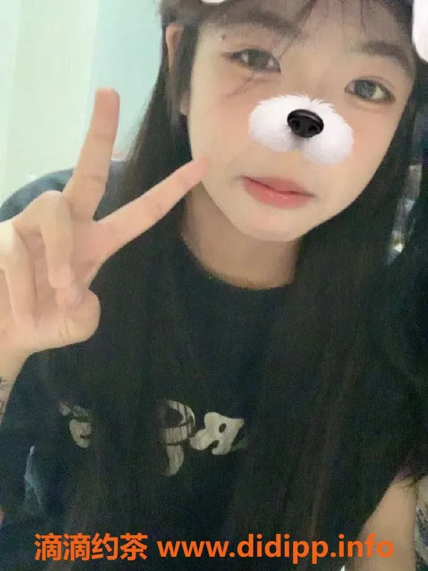 成都楼凤-成都小婉，18岁嫩妹，身高163，95斤，600元一次