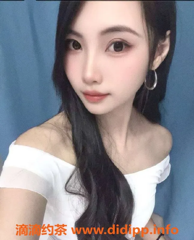 广州楼凤-天河小甜心，5P御姐舌吻，享受鸳鸯浴