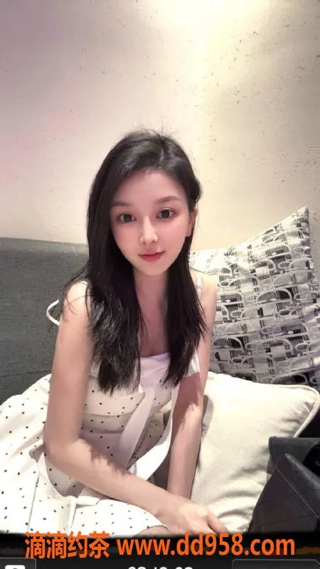 无锡楼凤-锡山区林昭昭，160cm高颜值陪浴体验！