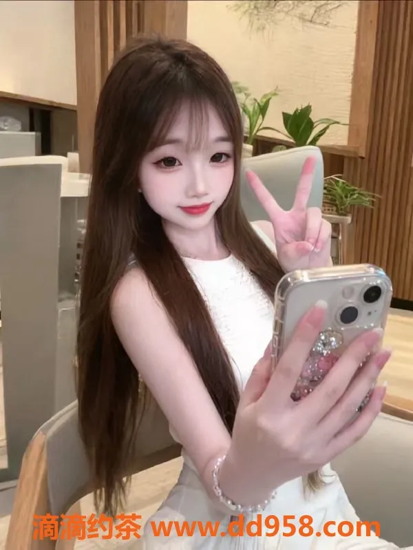 广州楼凤-天河晶晶，700元舌吻69体验不容错过