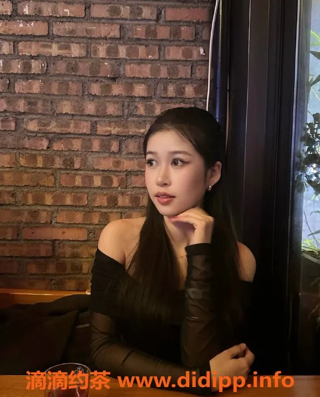 广州楼凤-天河可可御姐，700元夜课服务，不容错过！