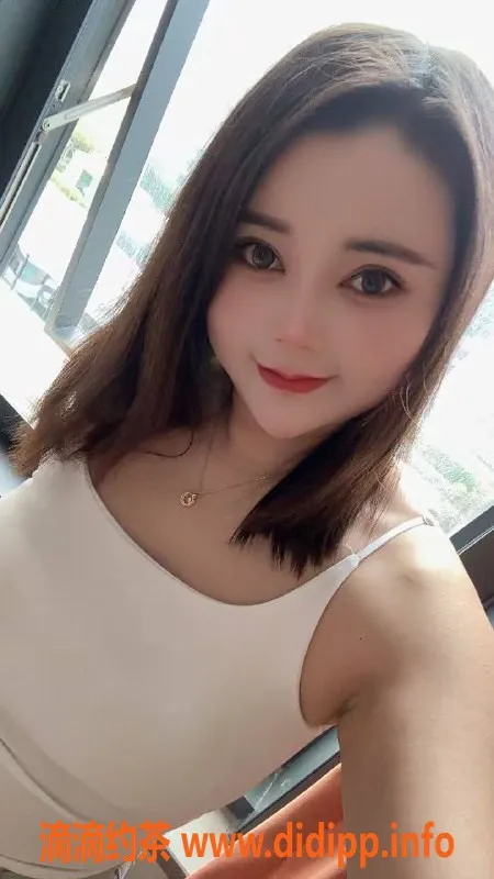 杭州楼凤-99年新人奶茶店老板娘，161cm身材甜美