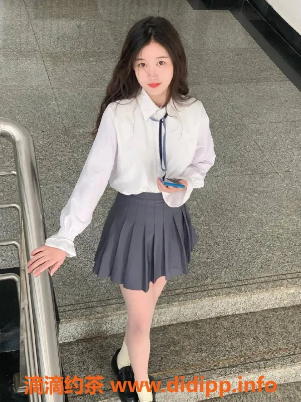 南通楼凤-南通清纯女大学生沫沫，165cm 90斤