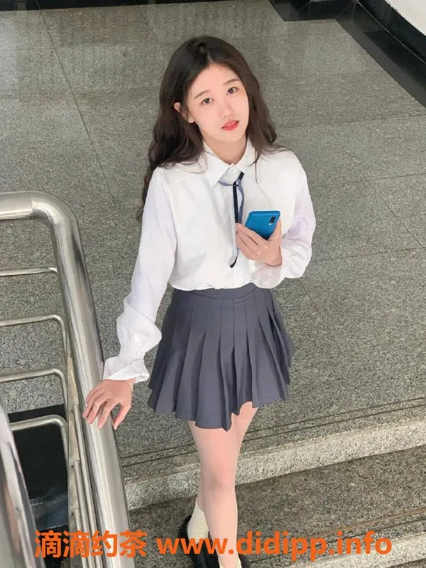 南通楼凤-南通清纯女大学生沫沫，165cm 90斤