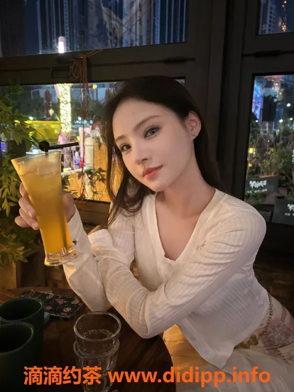 深圳楼凤资源信息,福田小星星，850元起，热情服务等你来享受！