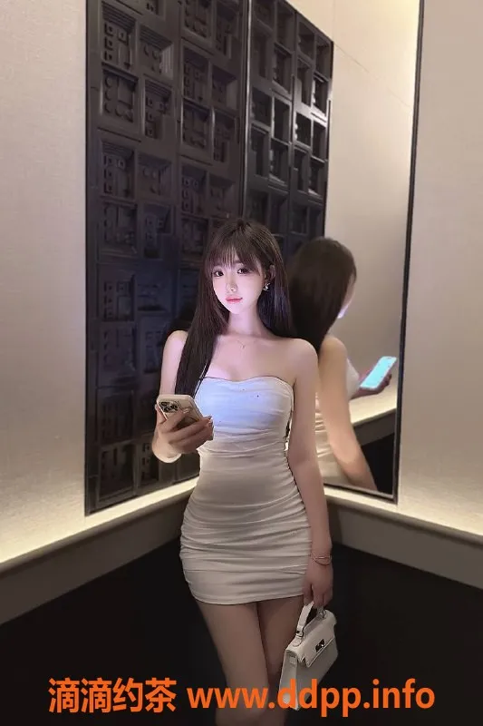 北京上门服务-北京三里屯佳琪，身高161体重98，茶费9元