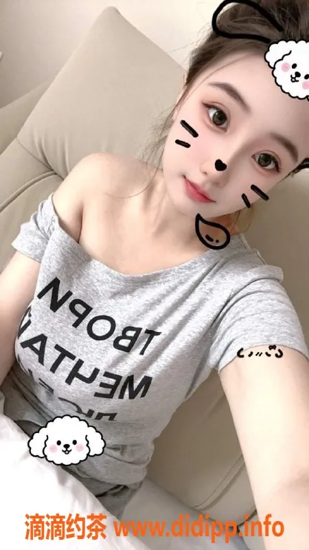 常州楼凤-微微，武进万达165cm嫩妹，800元起