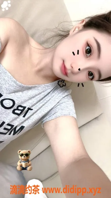 常州楼凤-微微，武进万达165cm嫩妹，800元起