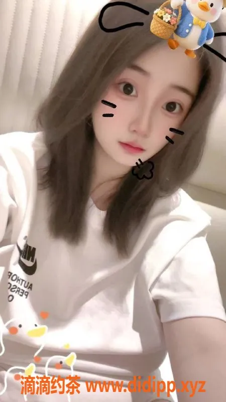 常州楼凤-微微，武进万达165cm嫩妹，800元起