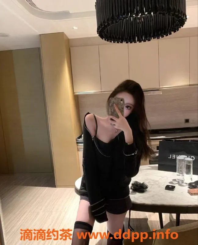 常州楼凤-武进婷婷，167cm嫩妹，陪浴服务，600起