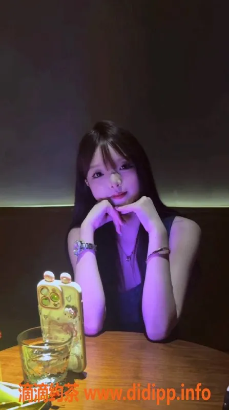 深圳楼凤-深圳福田舒舒，嫩妹1200p服务体验