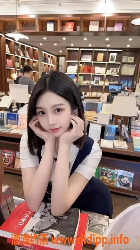 北京楼凤-朝阳百子湾悠悠，165cm白肤嫩妹，千元档