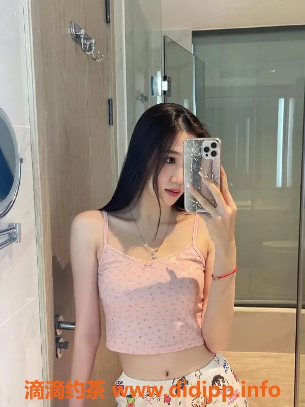 深圳楼凤-坂田柔儿，24岁163cm，轻盈47kg，茶水费500元起