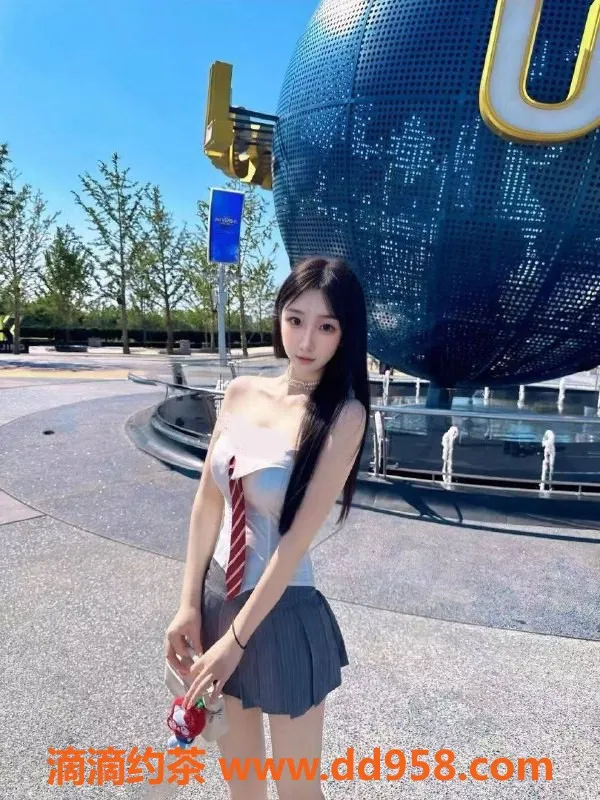 温州楼凤-温州灵芝，170cm/48斤/04年，优雅服务，女友型体验