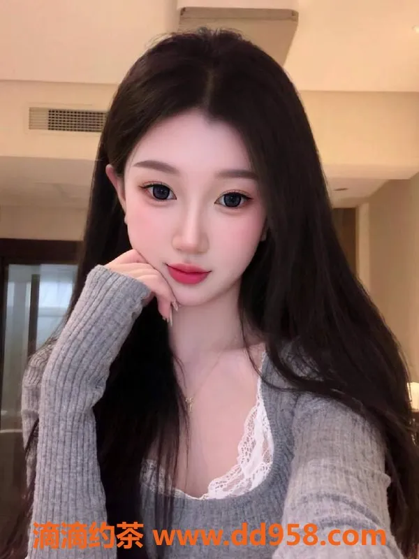 中山楼凤-石岐彤彤，19岁，36C，价格700p，服务超赞！