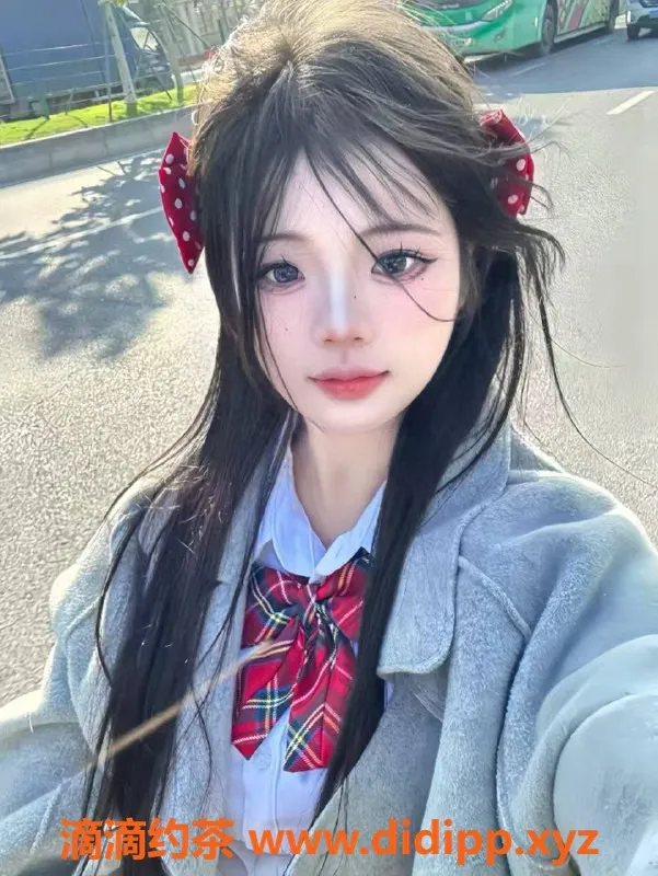 广州楼凤-天河雪莉，嫩妹鸳鸯浴，仅需8P