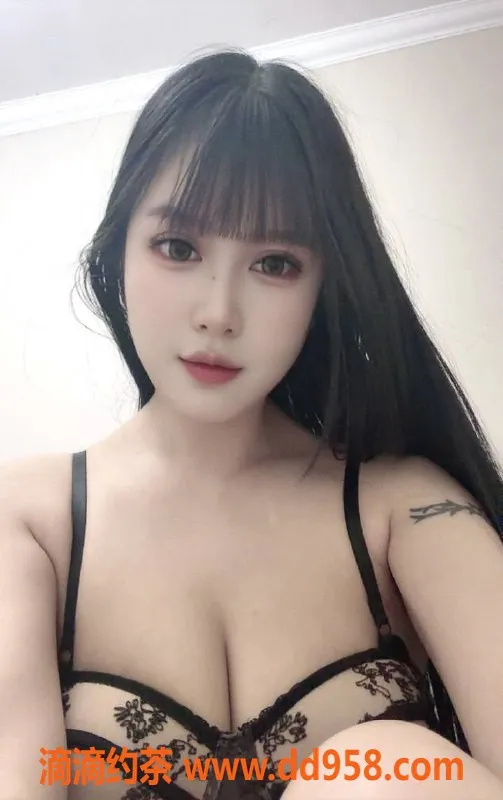 无锡楼凤-梁溪区罗琳 51kg高颜值制服骚妹陪浴服务