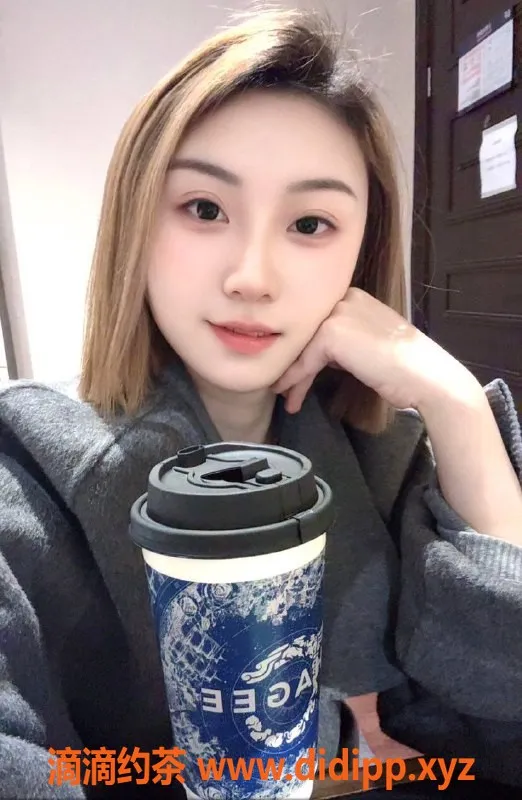 深圳楼凤-福田甜甜，163cm B罩杯，450元畅享服务