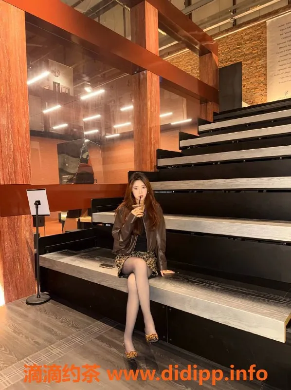 深圳楼凤资源信息,宝安雪儿，166cm、45kg，充满魅力的服务