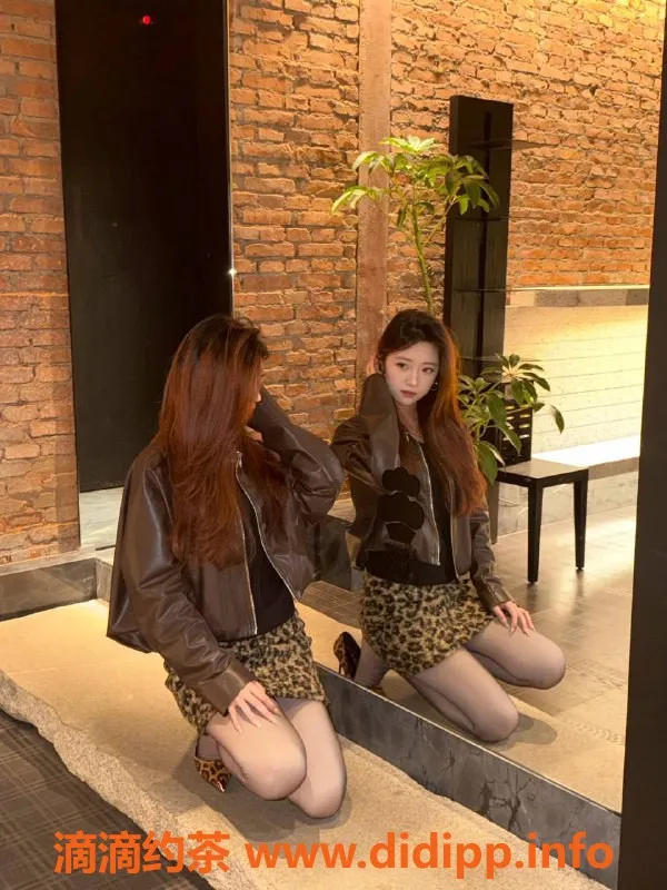 深圳楼凤-宝安雪儿，166cm、45kg，充满魅力的服务