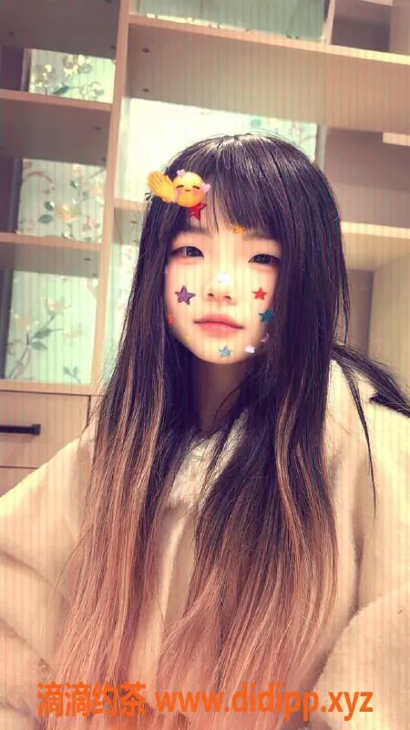 成都楼凤资源信息,武侯区嫩妹玲玲，颜值与身材俱佳，6P服务