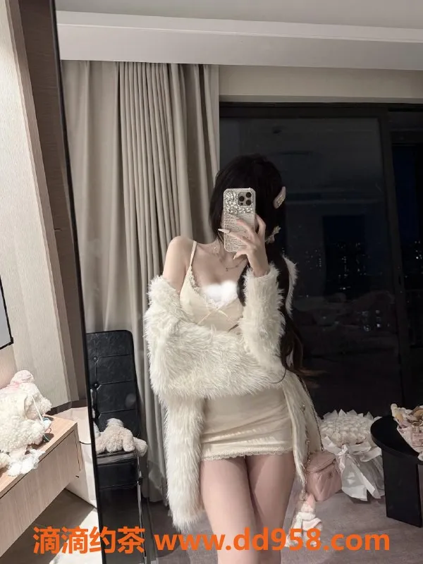 无锡楼凤-锡山嫩妹超性感陪浴服务，享受深喉刺激