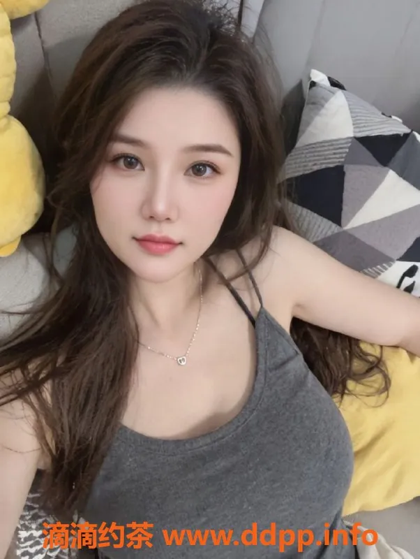 深圳上门服务资源信息,福田28岁大菠萝，166cm微胖女友，38D胸围，欢欢乐乐双飞！