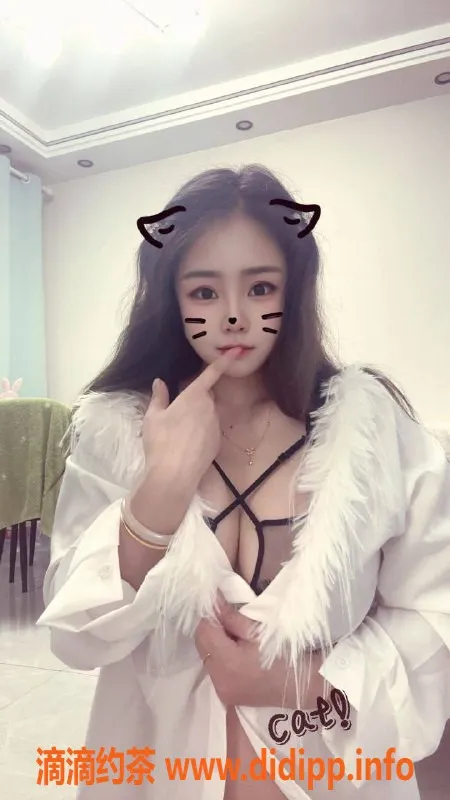 温州楼凤-鹿城佳佳：160cm、50kg温柔嫩妹服务